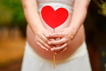 estagiaria-gravida-tem-direitos